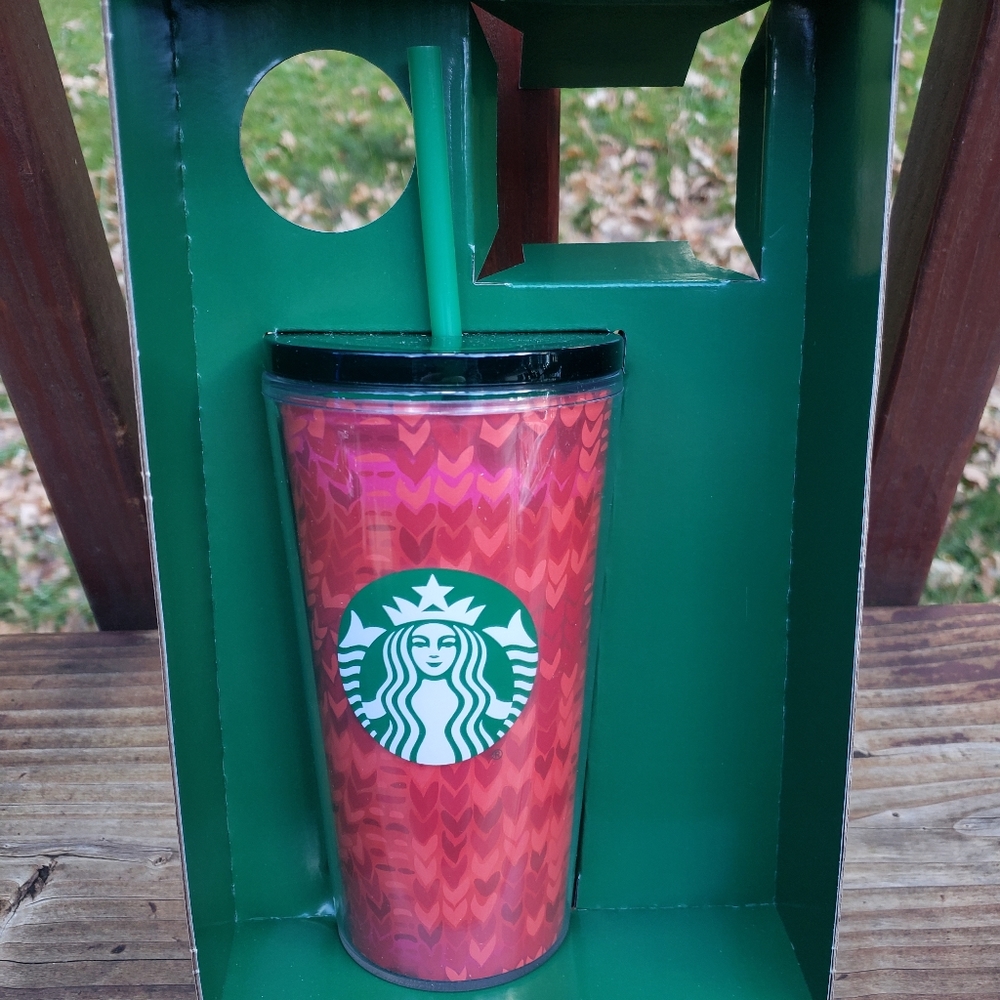 NEW Starbucks Heart Design/Themed 16 fl oz Acrylic Cold Cup With Straw